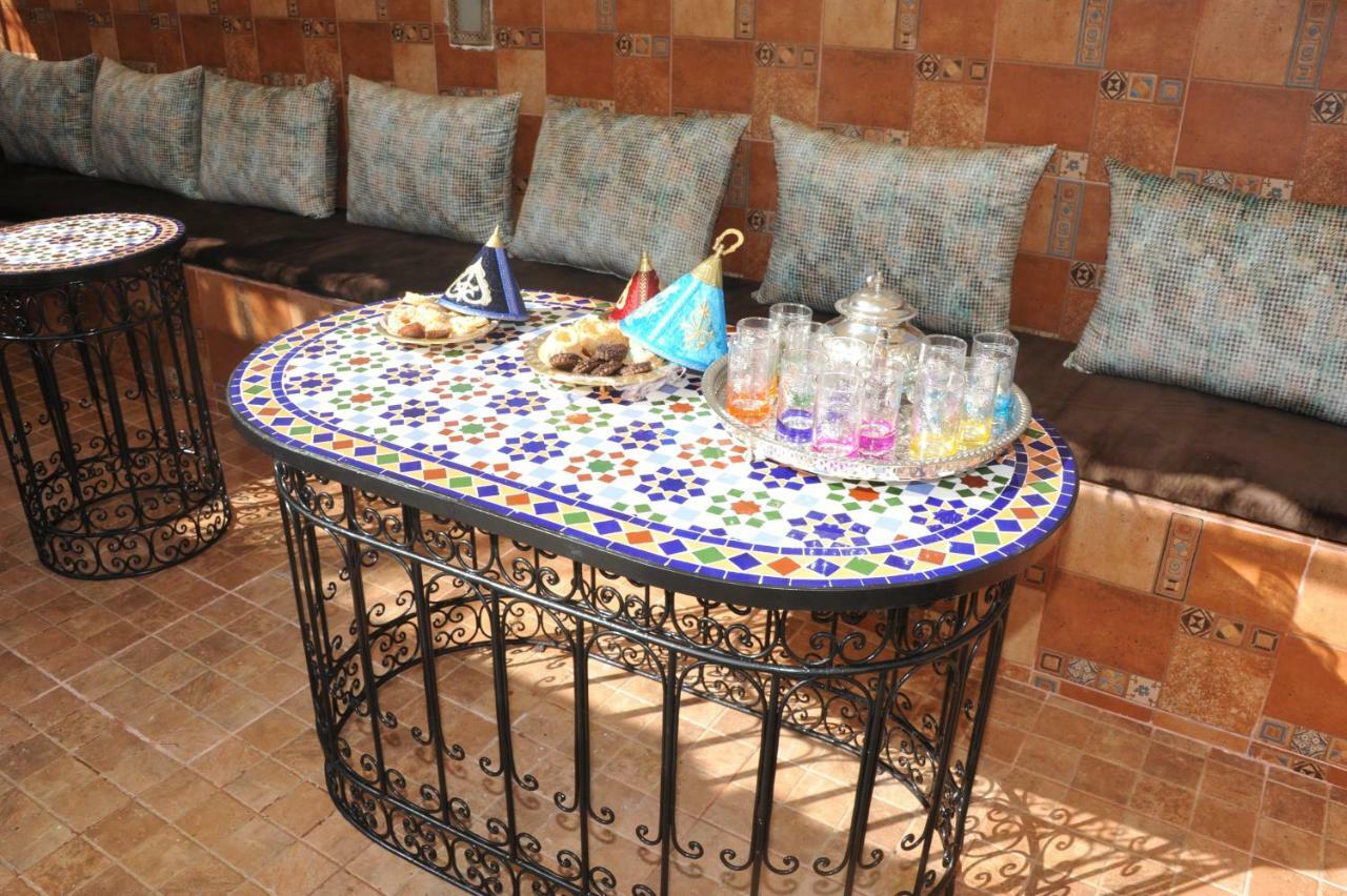 Riad Najiba Rabat Exterior foto